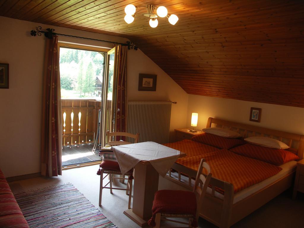 Ferienwohnung Peter Egger Гозау Стая снимка